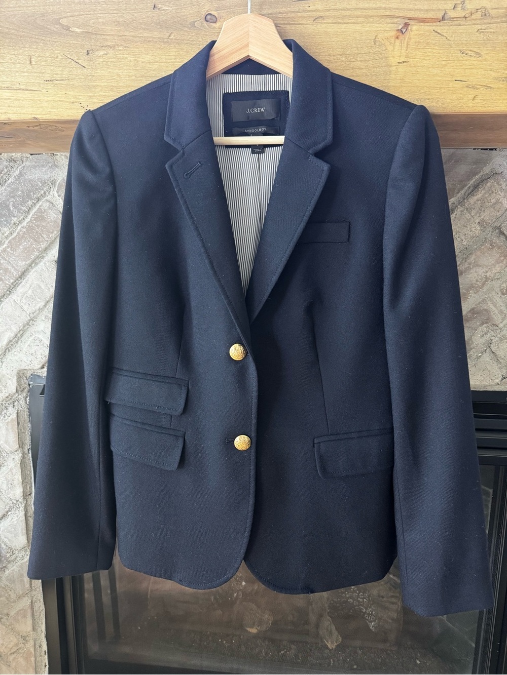 Vintage J. Crew Navy Blue Schoolboy Blazer Gold Crest Buttons Style 03171